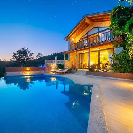 Villa Tas Ev